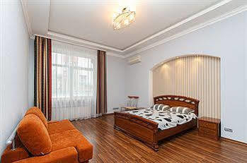 Uavoyage Business Apartments Kiev Exterior foto
